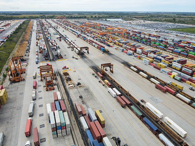 BNSF’s Logistics Park Chicago intermodal facility BNSF’s Logistics Park Chicago intermodal facility
