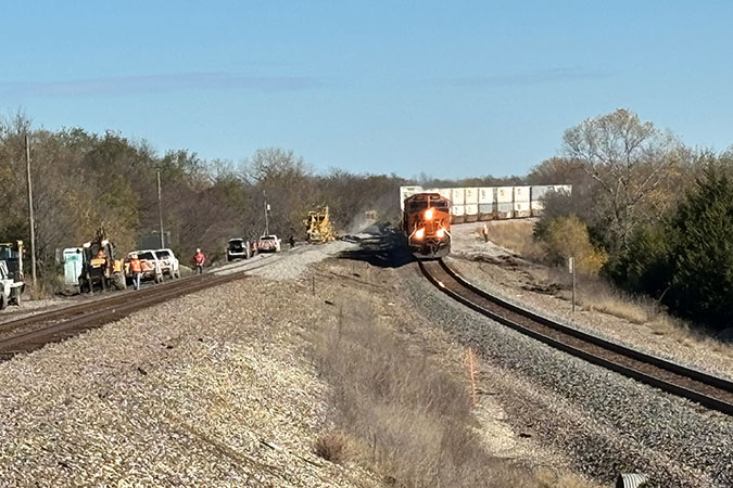 The day after the 3.5-mile cutover clearly shows the new track addition. The day after the 3.5-mile cutover clearly shows the new track addition.