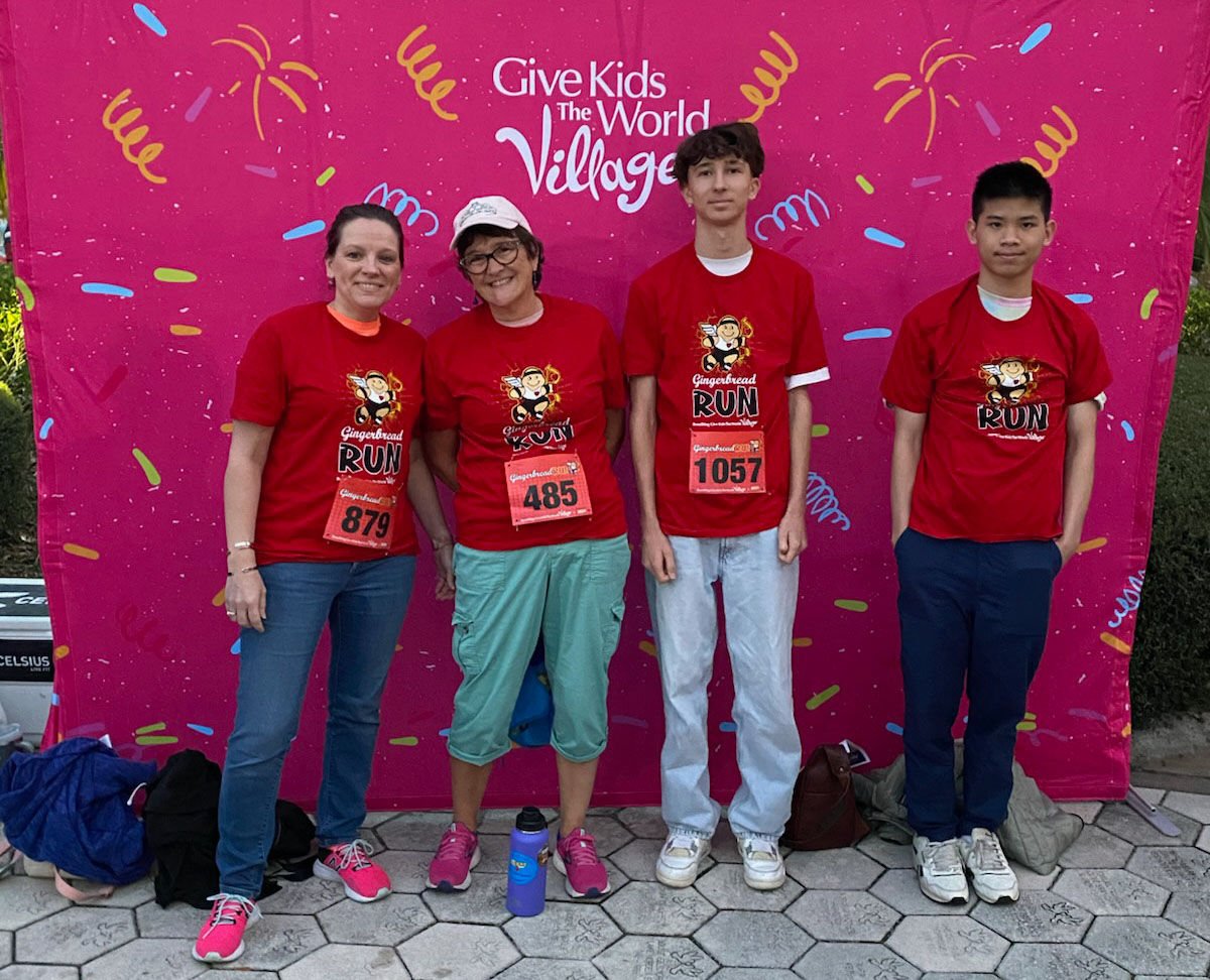 Felicia Morgan, her aunt and two foreign exchange students before the Give the Kids the World 5K fundraiser run Felicia Morgan, her aunt and two foreign exchange students before the Give the Kids the World 5K fundraiser run