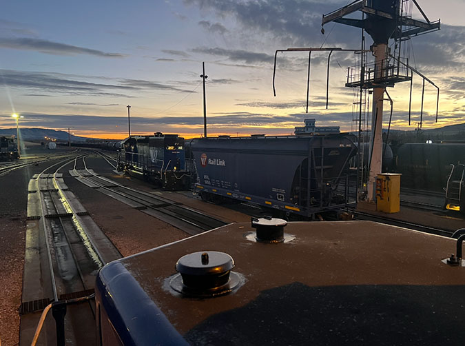 First sunrise after MRL joined BNSF First sunrise after MRL joined BNSF