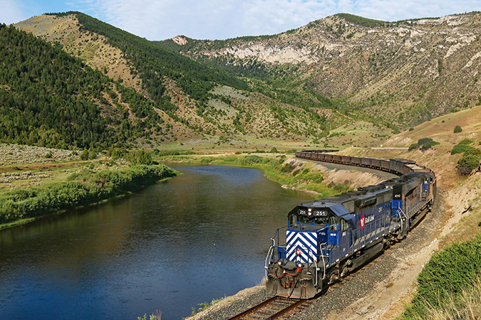 Train on the MRL subdivision