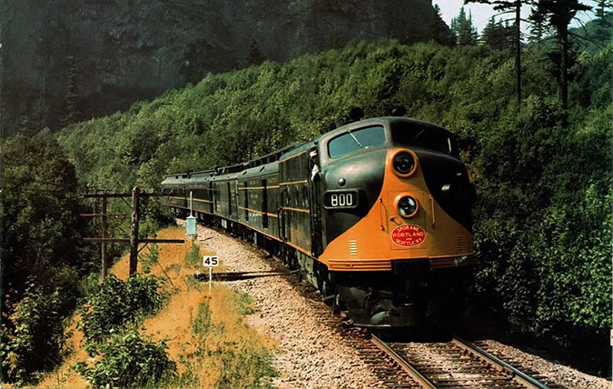 SP&S F3A No. 800 leading a short passenger train along the Columbia River SP&S F3A No. 800 leading a short passenger train along the Columbia River